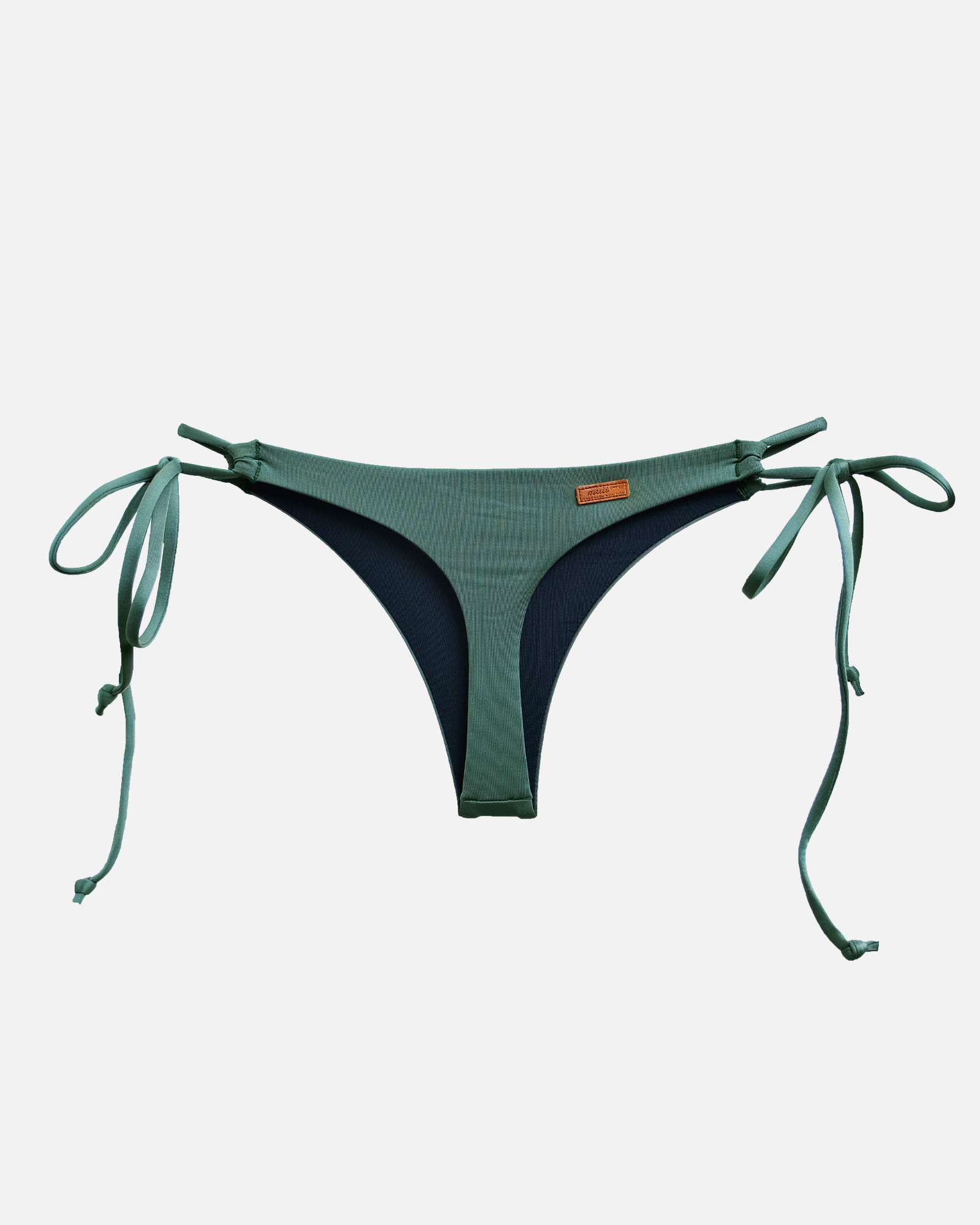 【軍綠】E1ft 細丁字綁帶泳褲