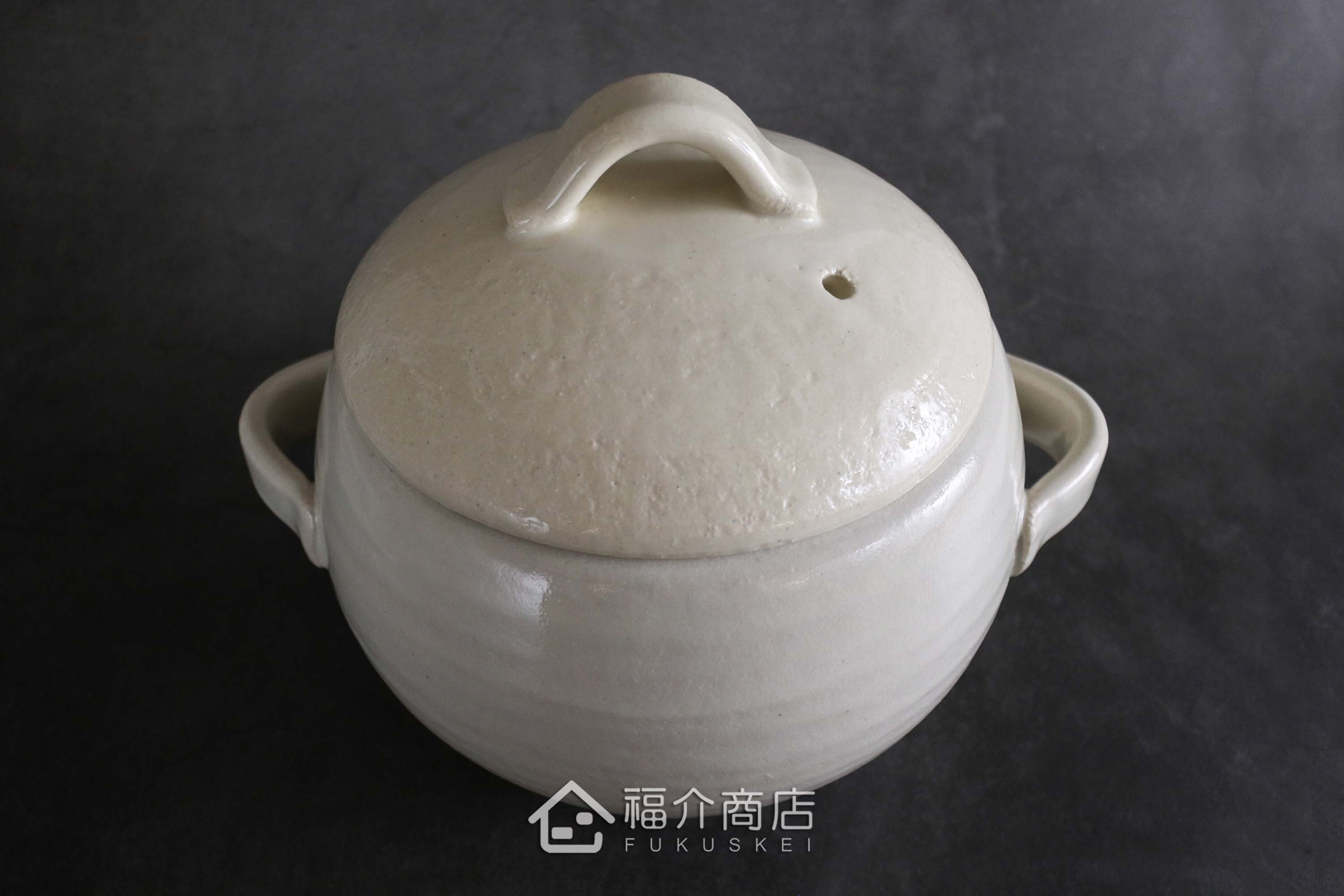 煮飯用陶瓷材質的飯鍋