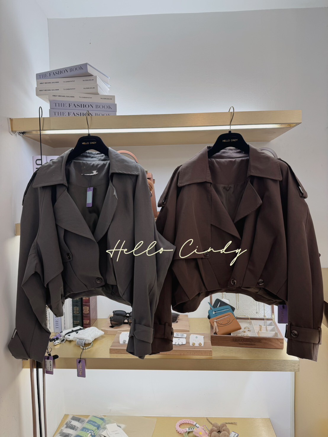 B10024-大推~微短版壓褶風衣外套