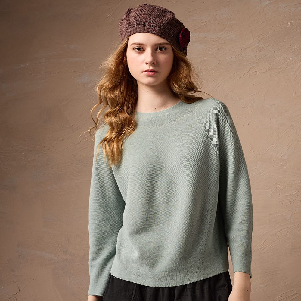 PIPPY 典雅素面簡約剪裁線衫長袖上衣 藍綠