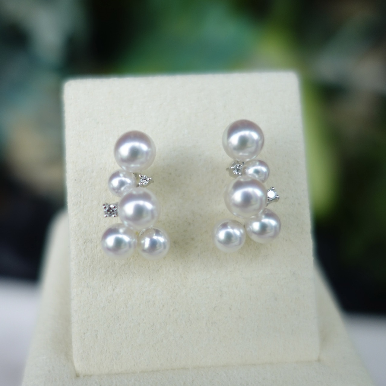 彩凜珠設計系列 - 18K金日本Akoya珍珠鑽石耳環
