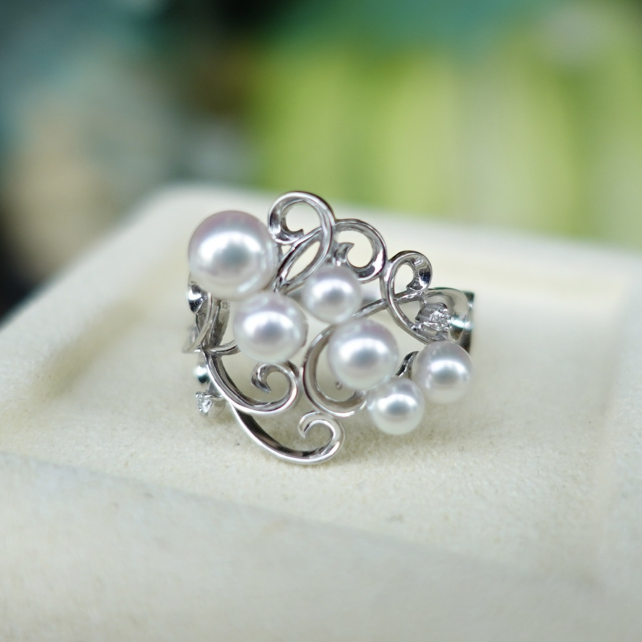 彩凜珠設計系列 - 18K金日本Baby Akoya珍珠鑽石戒指