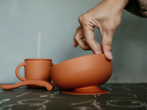 By Lille Vilde 防滑矽膠吸盤碗(含蓋附湯匙)