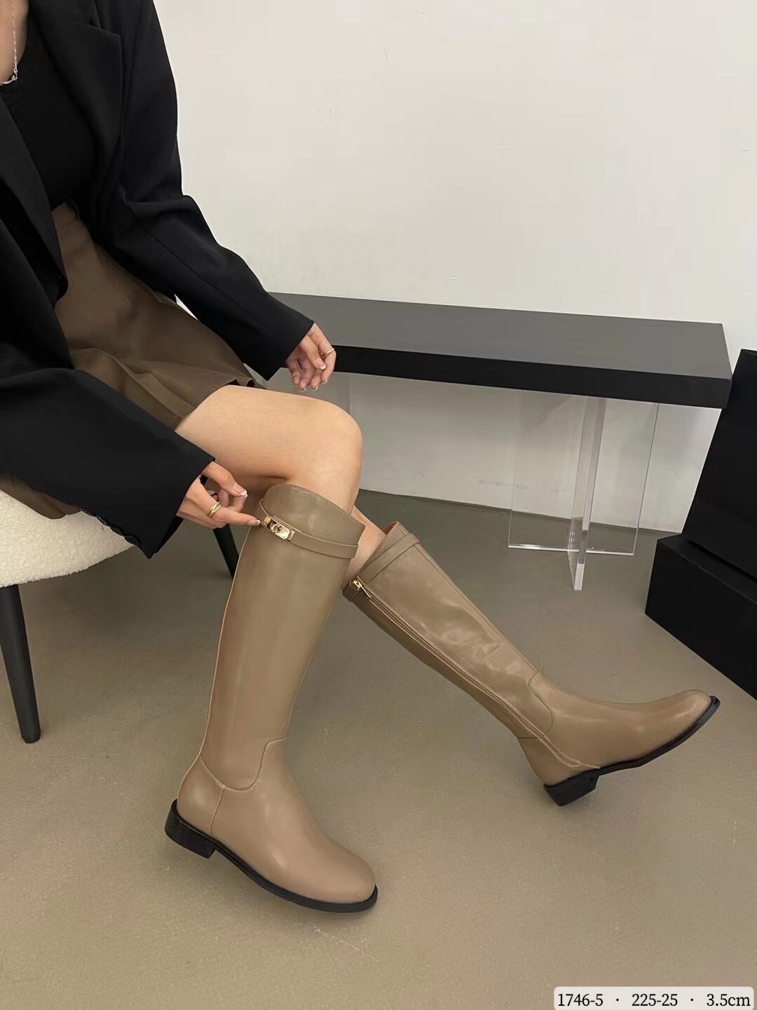 1746-5韓國法式鎖扣斜口長靴