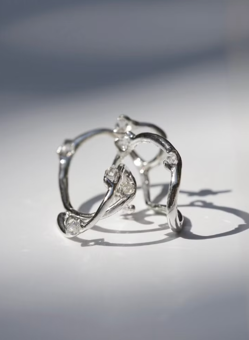 RONG 溶 Swirl ear cuff 漩渦耳飾