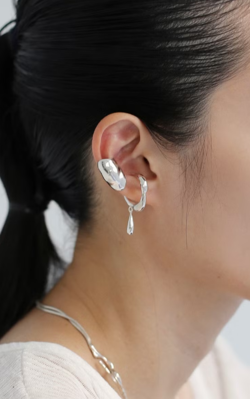 RONG 溶 Swing raindrop ear cuff 搖擺雨滴純銀耳骨夾