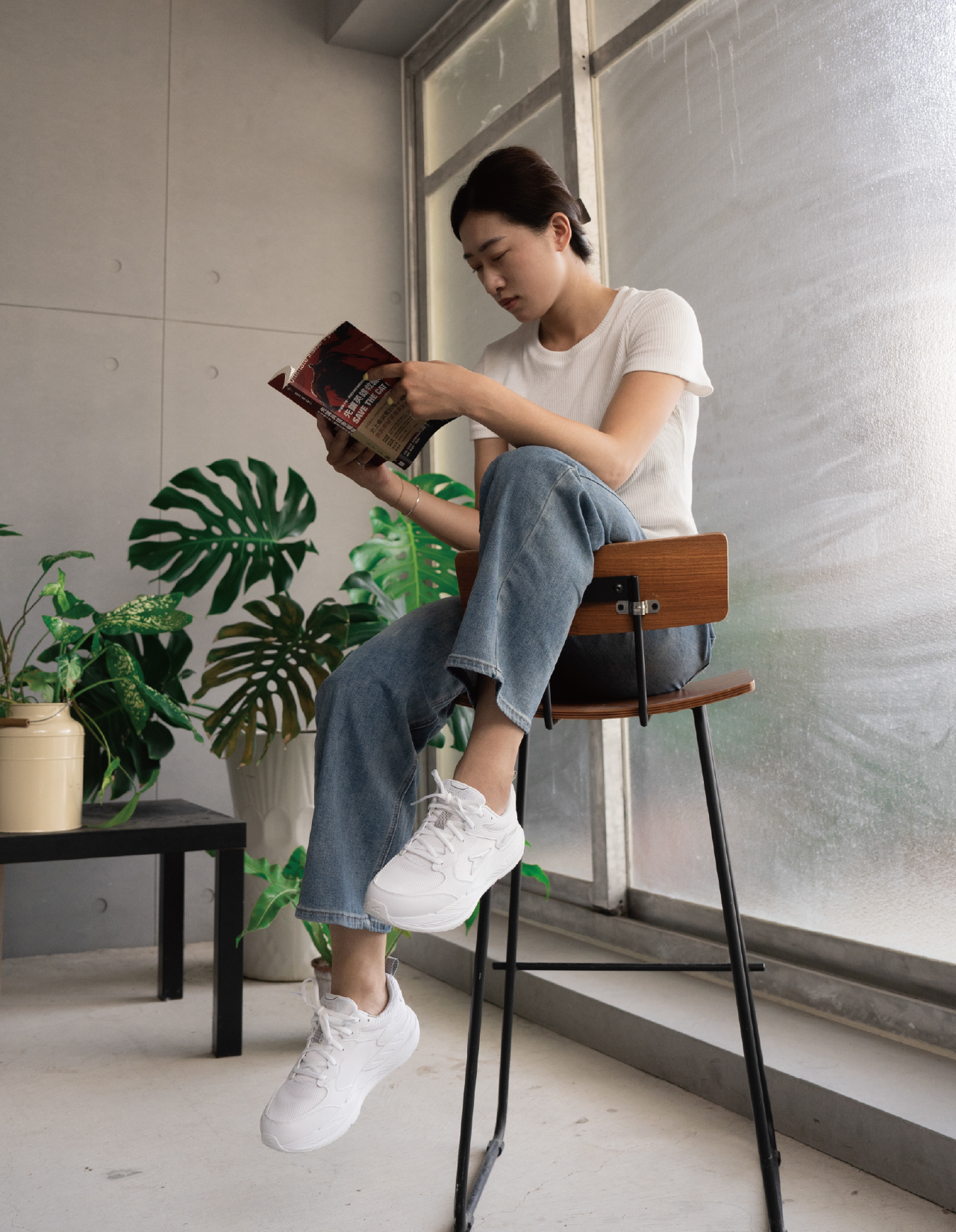 USTINI Wuji Earthing Shoes white Wuji demonstration