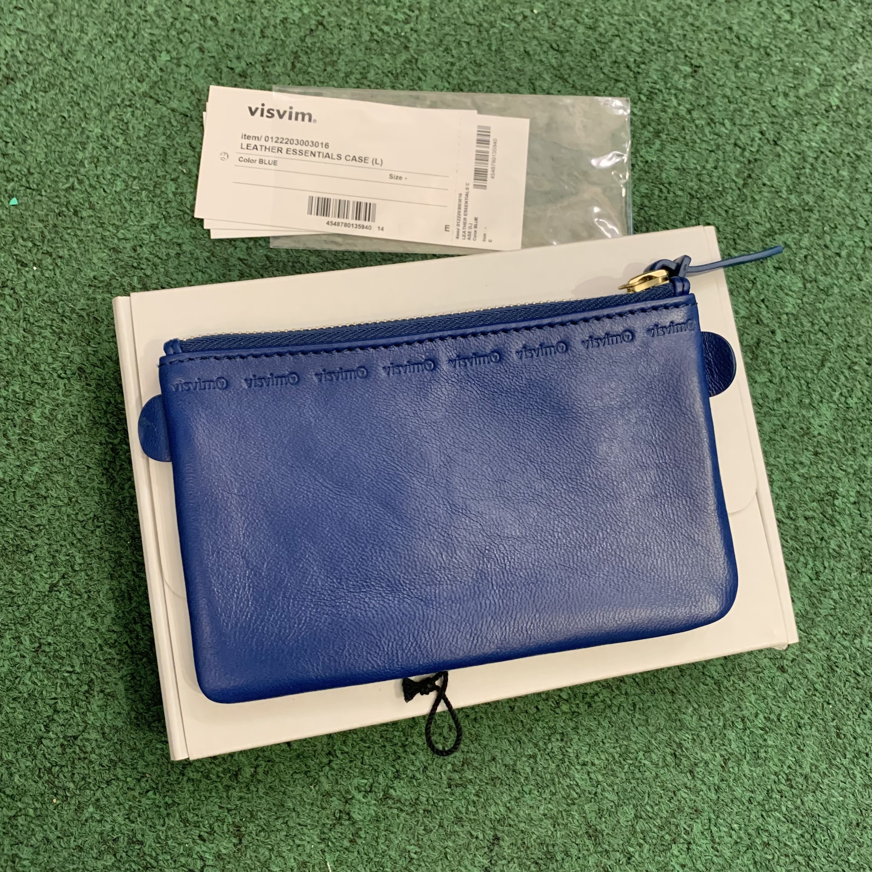 10/1 ARRIVAL: VISVIM LEATHER ESSENTIALS CASE (L) - BLUE IN STOCK NOW (現貨發售中)