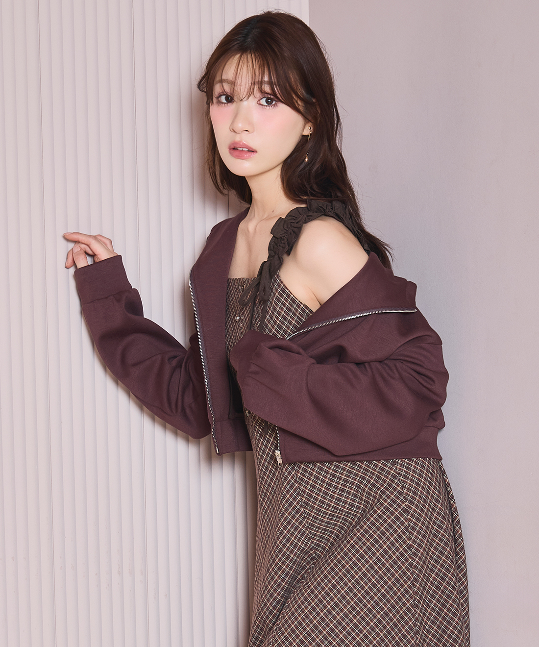 [預購] 折扣LILLIAN CARAT 短版翻領連帽外套