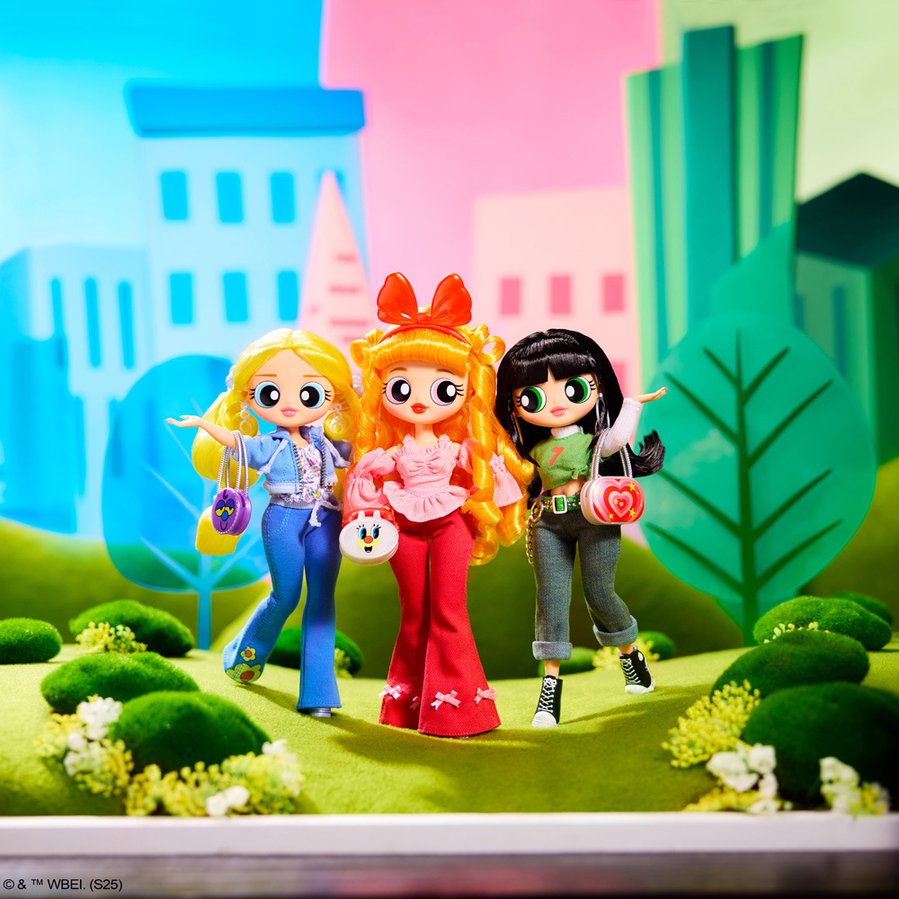 LOL驚喜OMG飛天小女警系列