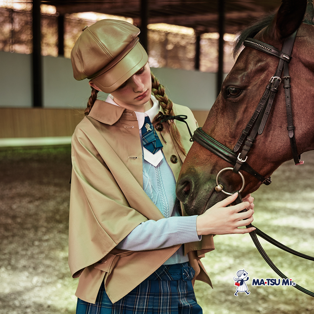 MA‧TSU Mi 挖洞設計感紋理釦飾長袖針織上衣(紅.水藍)