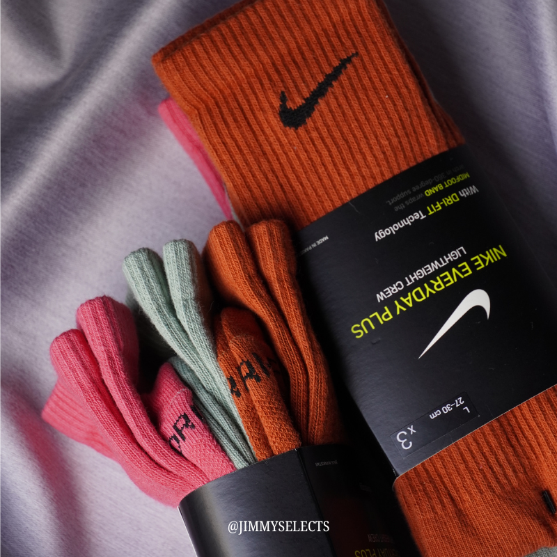 【現貨】NIKE LOGO 長襪｜潮流休閒百搭｜撞色三入組｜透氣舒適運動襪（2款）