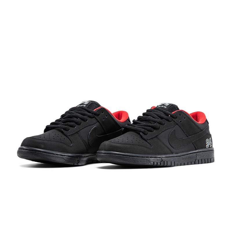 Supreme x Nike SB Dunk Low "94 Black" 聯名款 麂皮 黑94 男鞋 HQ8487-001 [台灣現貨]