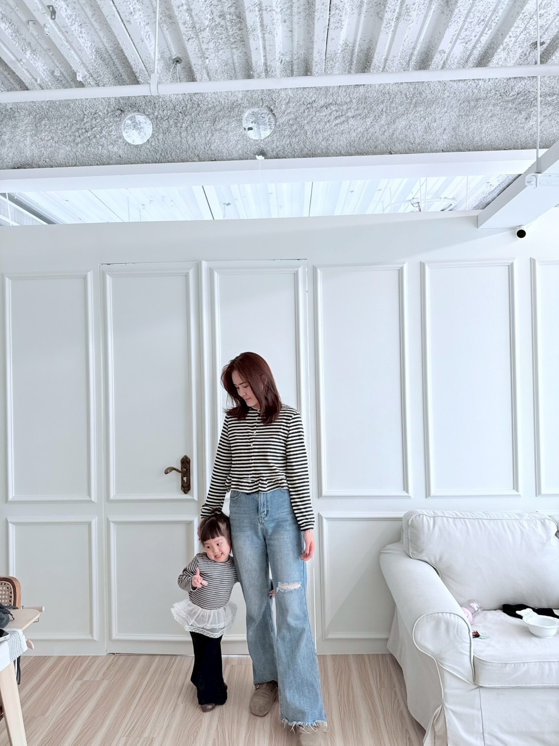 媽咪款｜荷葉下擺條紋針織上衣