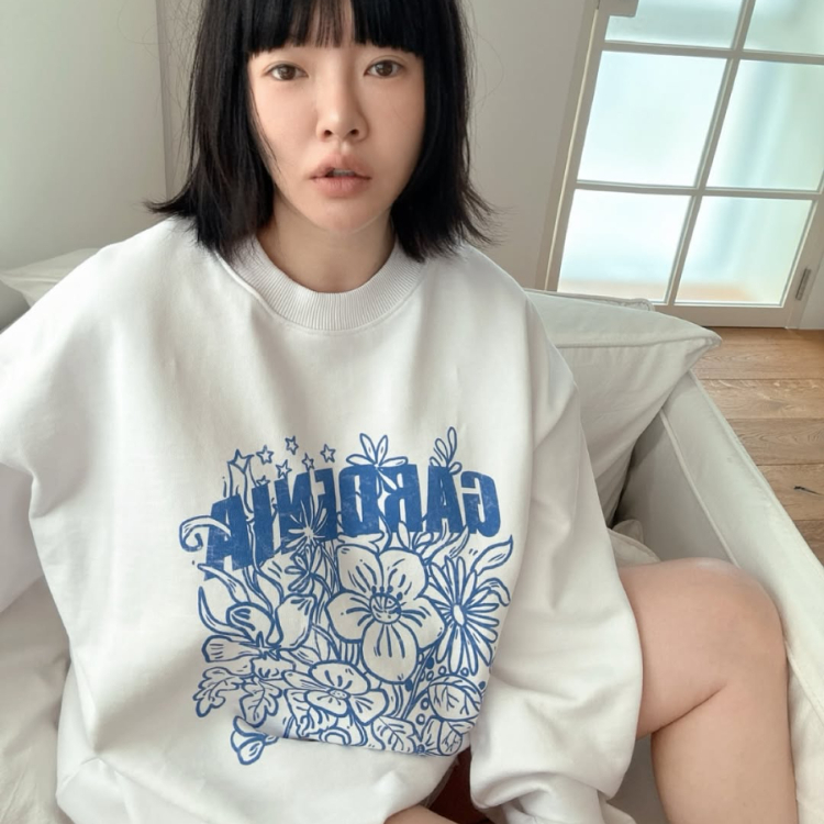 韓國 VL 長袖大學T 梔子花 GARDENIA 白