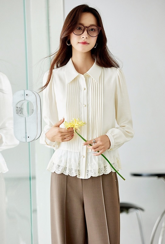 細褶蕾絲雪紡襯衫上衣 米白