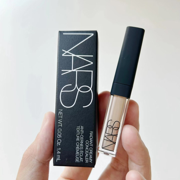 NARS 妝點甜心遮瑕蜜 1.4ml (卡士達 / 香草)