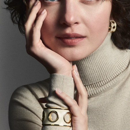 1BU1003-051 [BANGLEUP] Eyelet Hoop Earrings Sandy White #BUP20-EYE-OCR03 (A-K11-E)