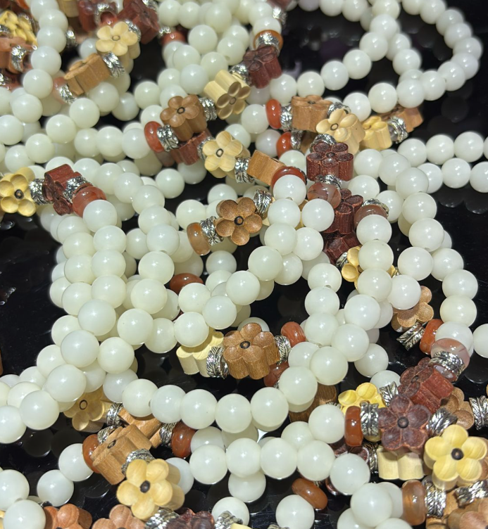 251001 - G2 8mm+白玉菩提桃花紫檀木桃木黃楊木手串