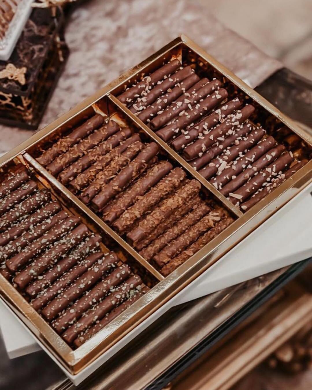 杏仁、開心果和角豆口味威化餅乾