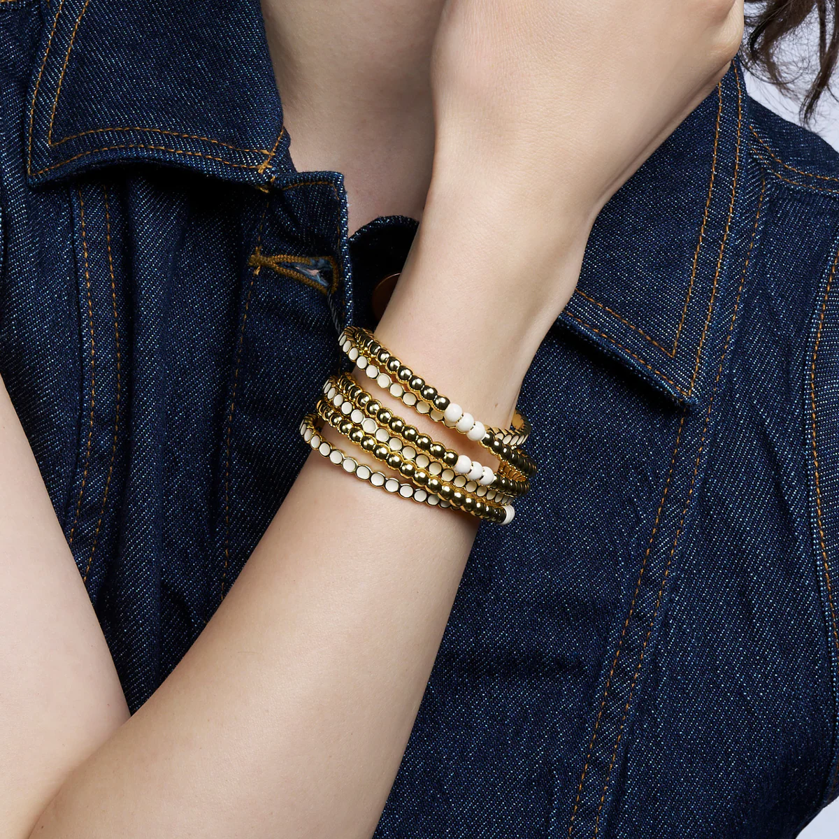 1BU0407-070 [BANGLEUP] Lumi Pearl Bangle - Sand White #BUP22-LMP-BAO03 (EU)