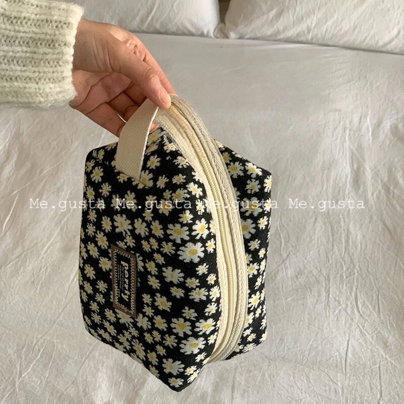 Me.gusta｜小雛菊🌼大容量化妝包