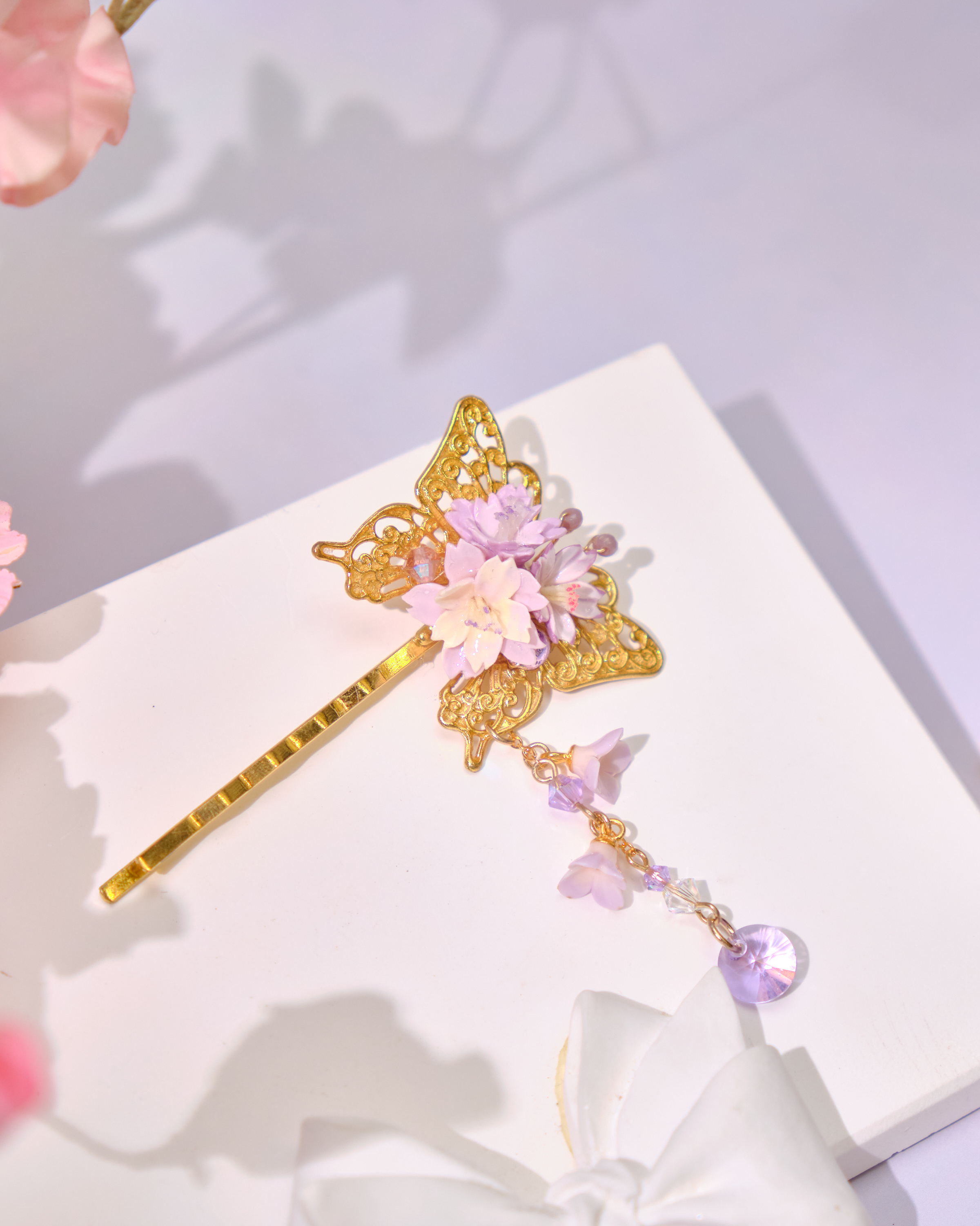 12803 粉嫩花束發夾配吊飾