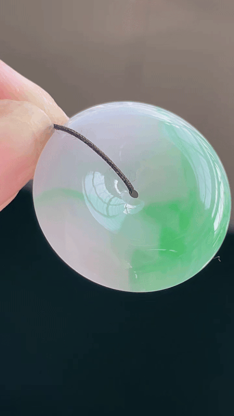 9205746 翡翠冰飄綠平安扣 (24.1mm直徑)