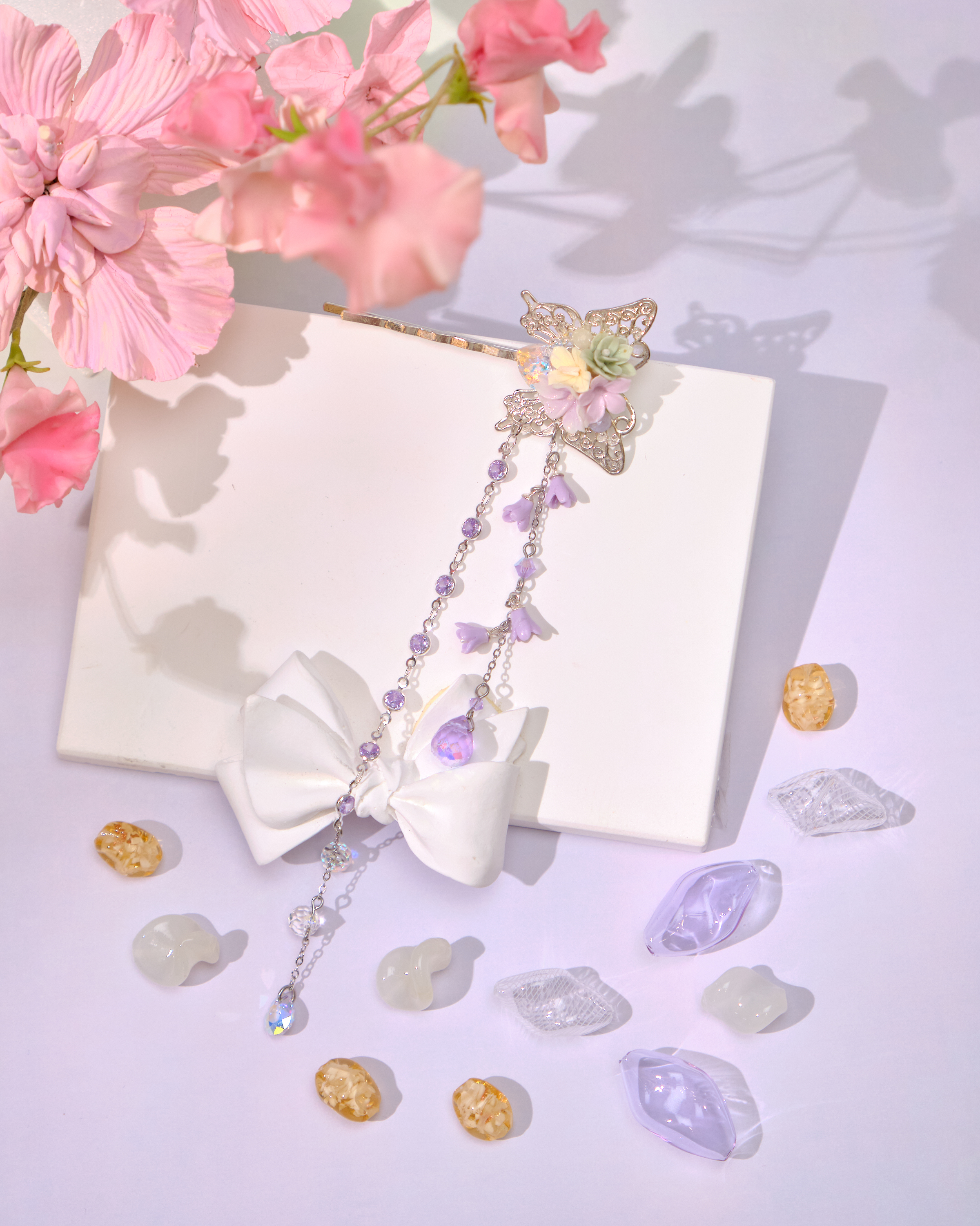 12798 粉嫩花束發夾配吊飾