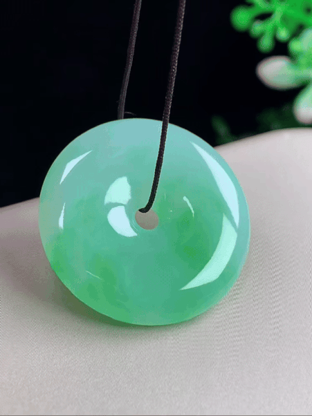 9205747 翡翠冰飄綠平安扣 (24.1mm直徑)