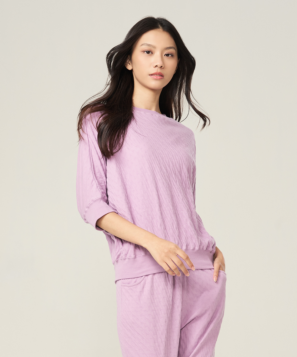 自由空間-雙層棉 蓬鬆棉柔女圓領七分寬版衫 UE0D3125