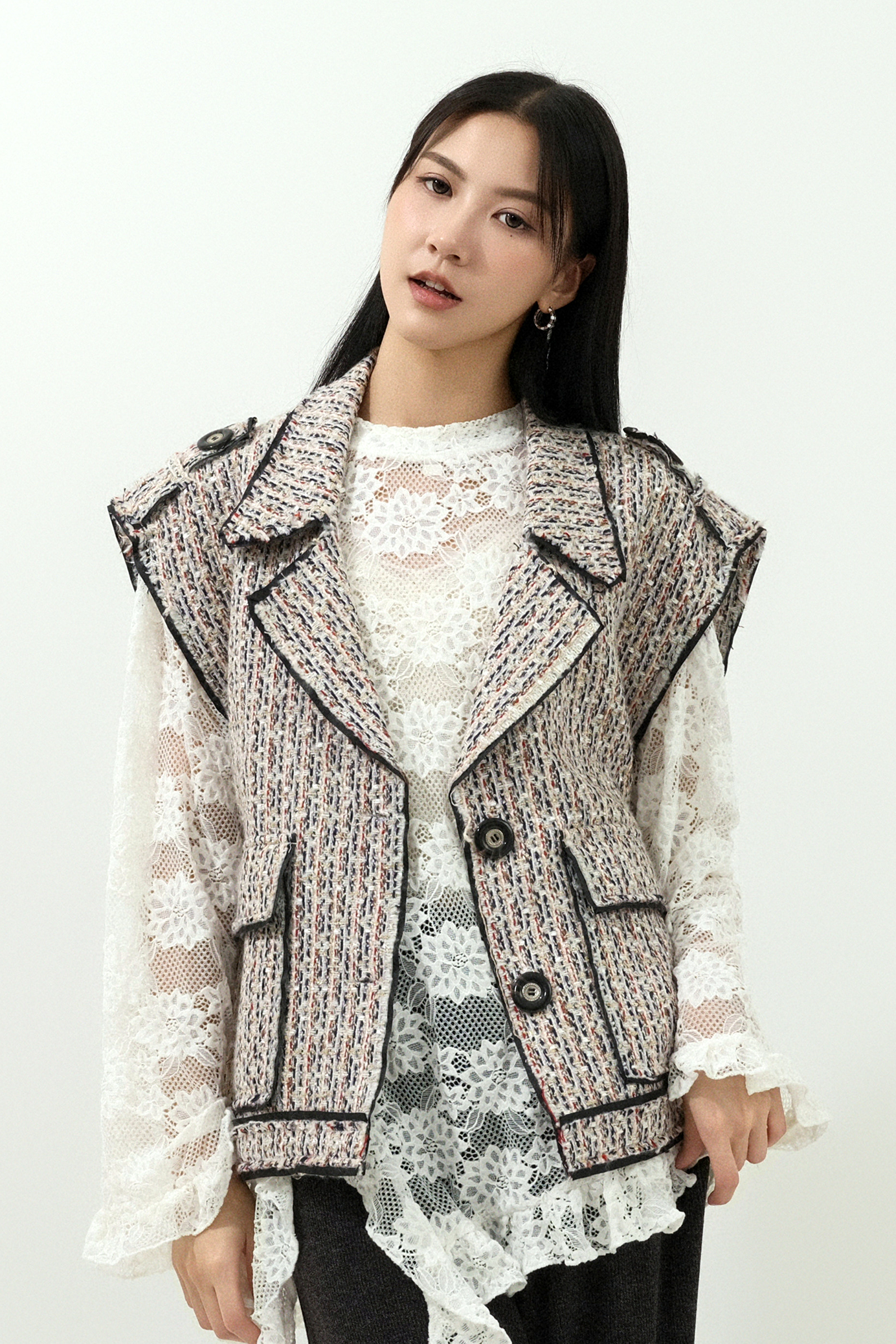 綑邊金線tweed背心外套 （預購產品）