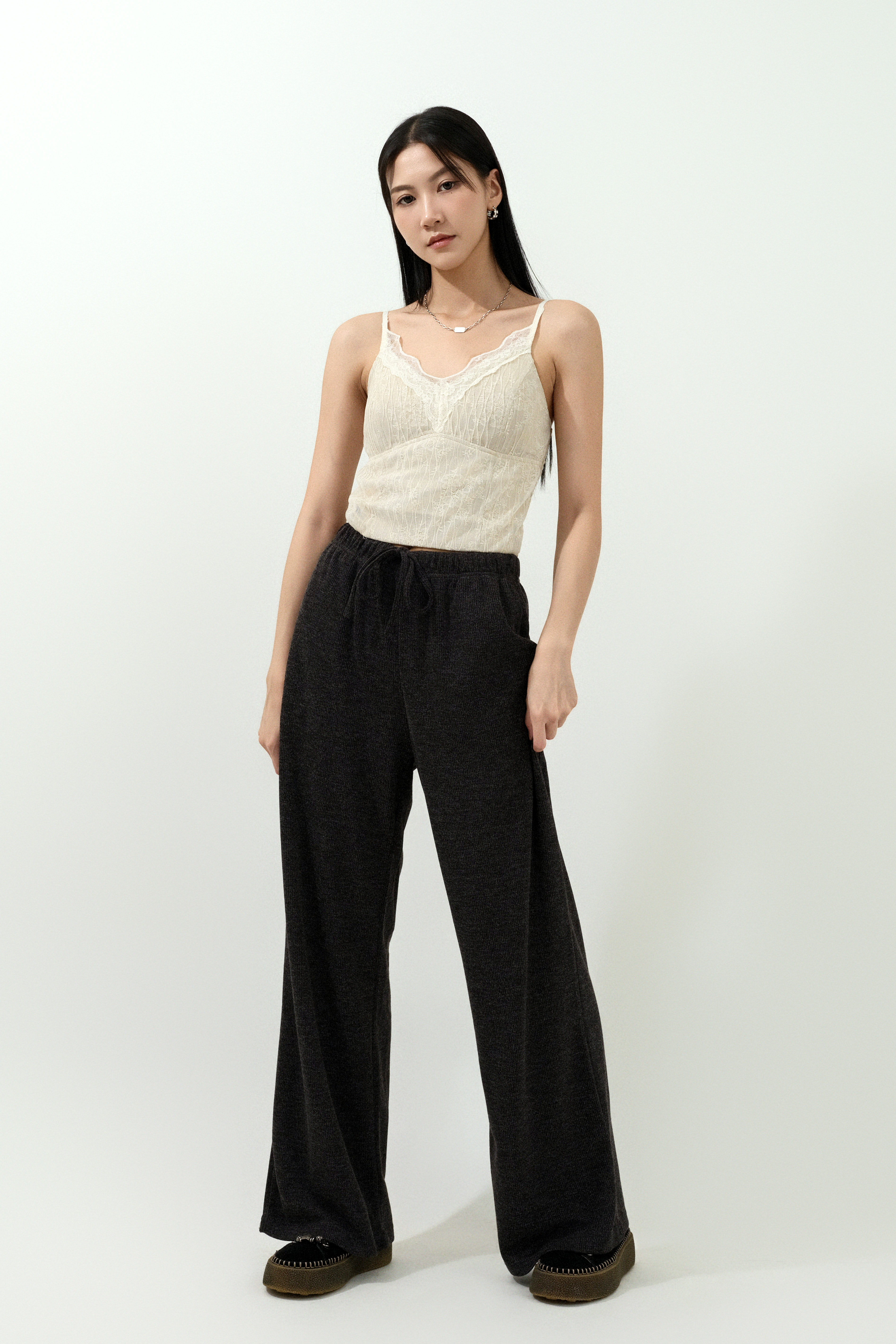 幼直坑紋休閒闊褲  (現貨款式）