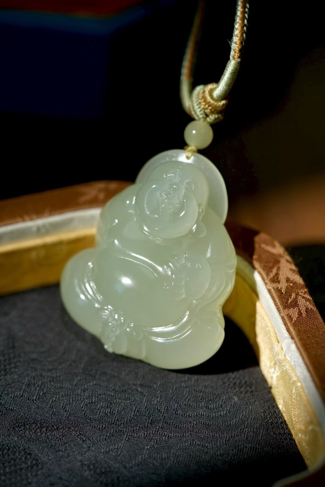 920710 和田玉晴水佛吊墜