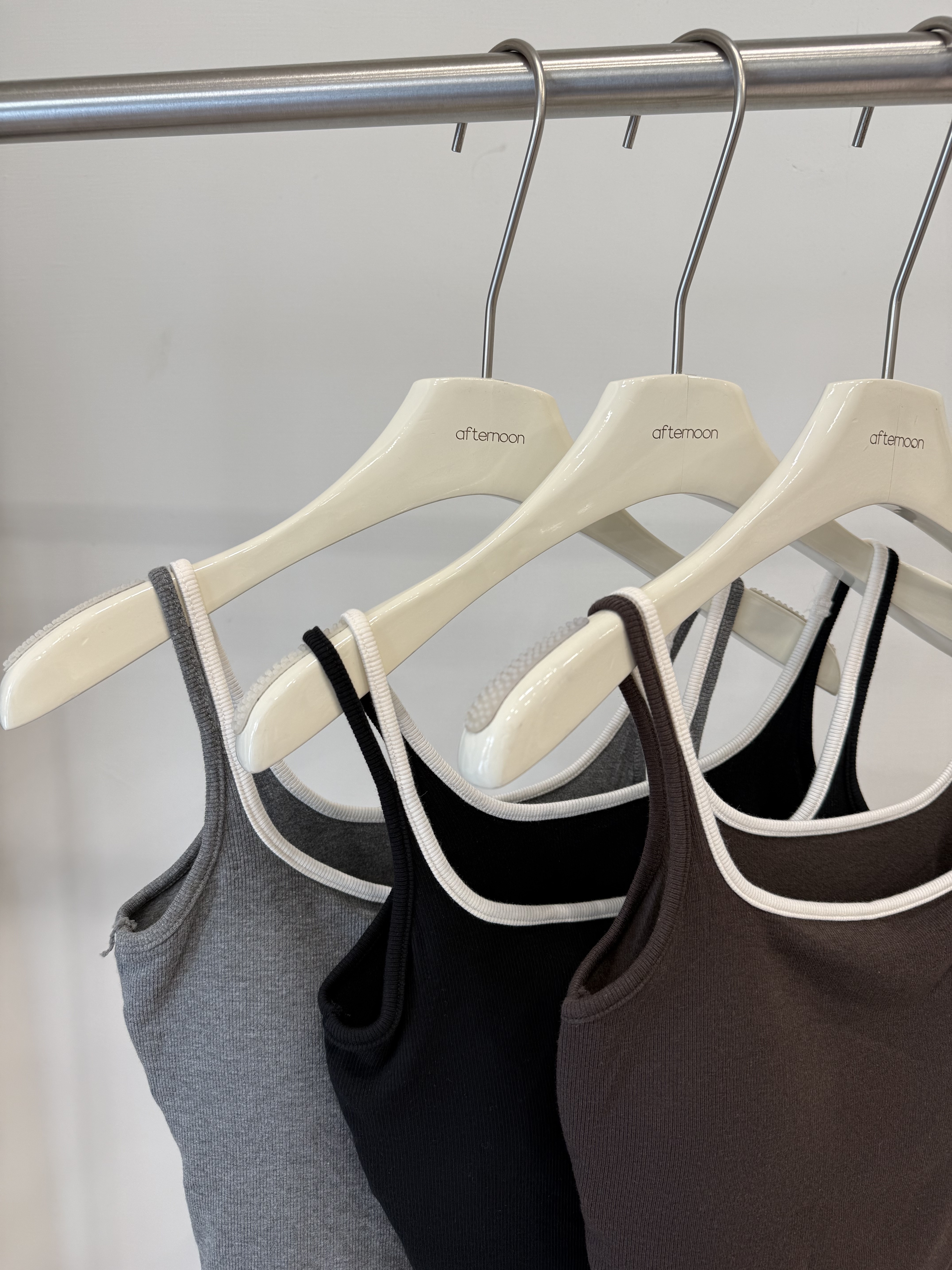 6687 雙肩帶滾邊Bratop