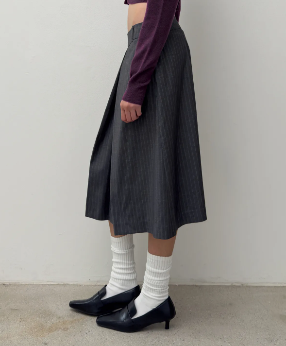 【代購】DIAGONAL LOW RISE MIDI SKIRT 西裝條紋低腰中長裙 中長裙 裙子 條紋 疊穿 西裝裙