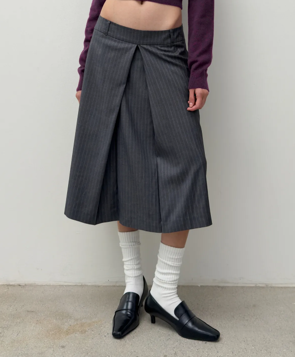 【代購】DIAGONAL LOW RISE MIDI SKIRT 西裝條紋低腰中長裙 中長裙 裙子 條紋 疊穿 西裝裙