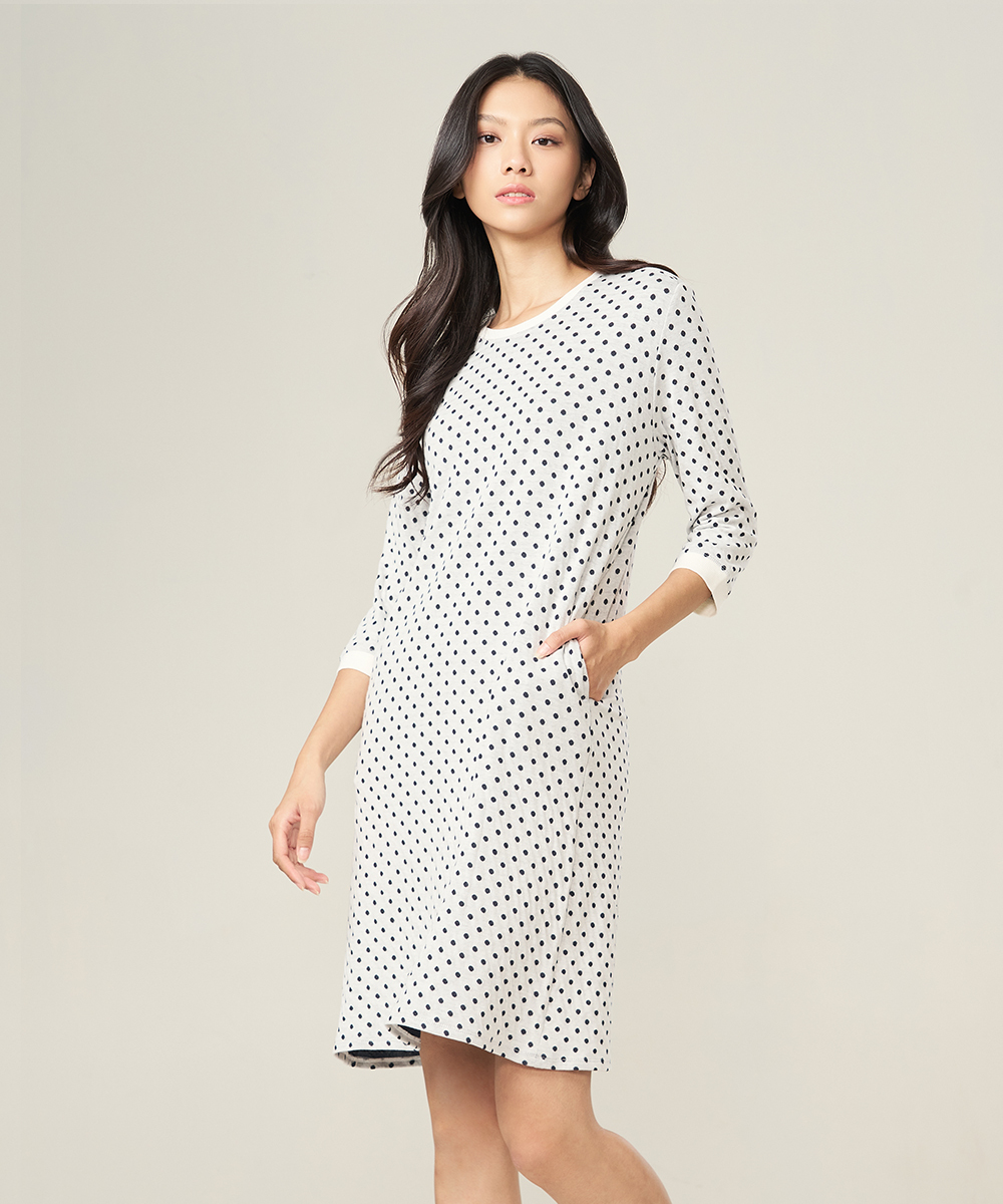 自由空間-雙層棉 蓬鬆棉柔女七分袖口袋洋裝 UE082925