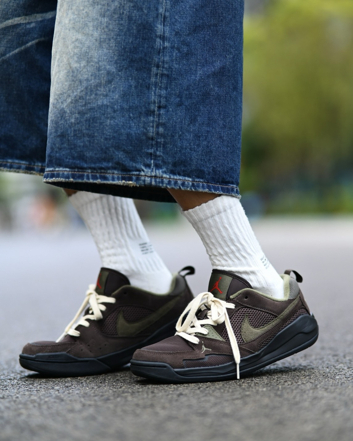 【預購】NIKE JORDAN CMFT ERA 煙燻棕 HJ6777200