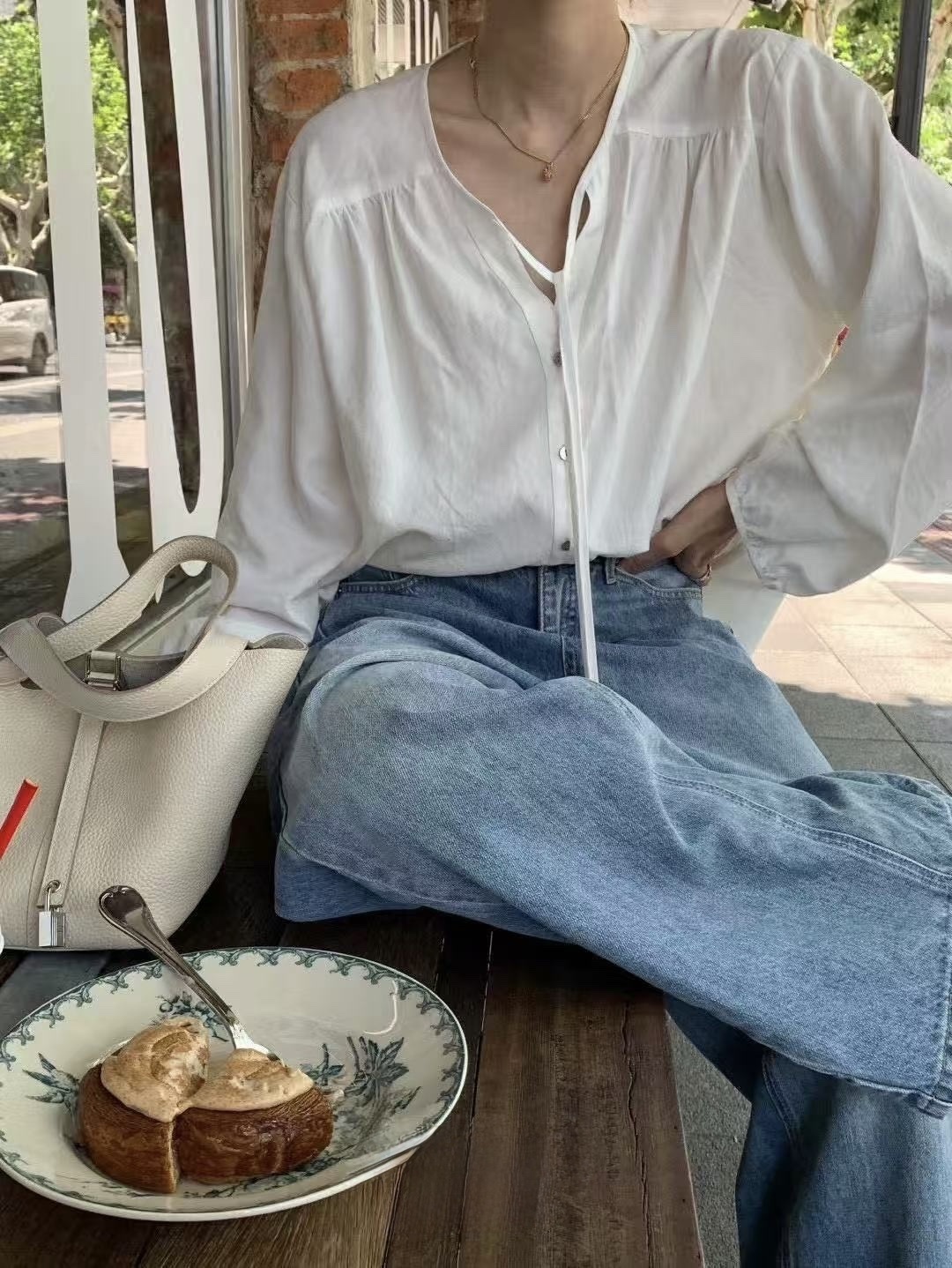 8076 綁帶法式垂墜感襯衫