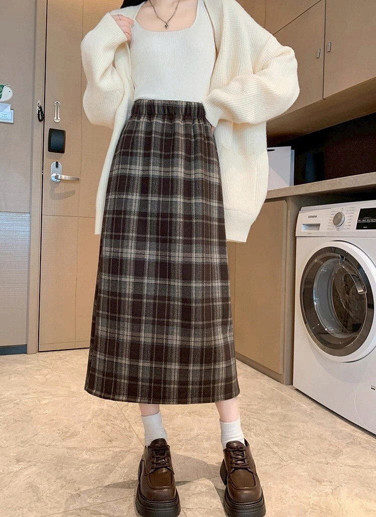 鬆緊腰後開岔毛呢格紋長裙