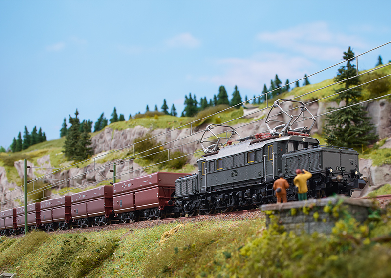 MiniTrix 16932 N規 E 93 級 數位音效電力機車