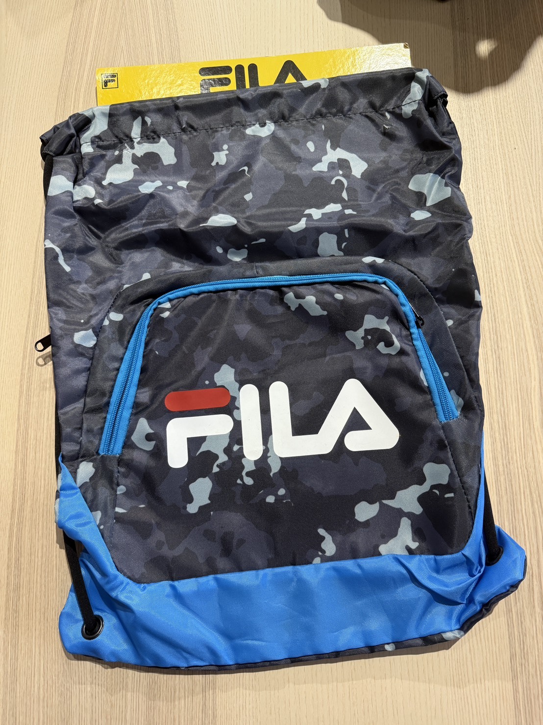 【出清特價】FILA 束口袋 後背包｜迷彩款