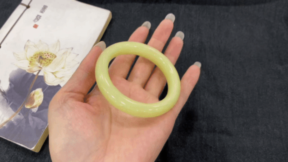 92078 54mm和田玉黃口手鐲 (52-54)