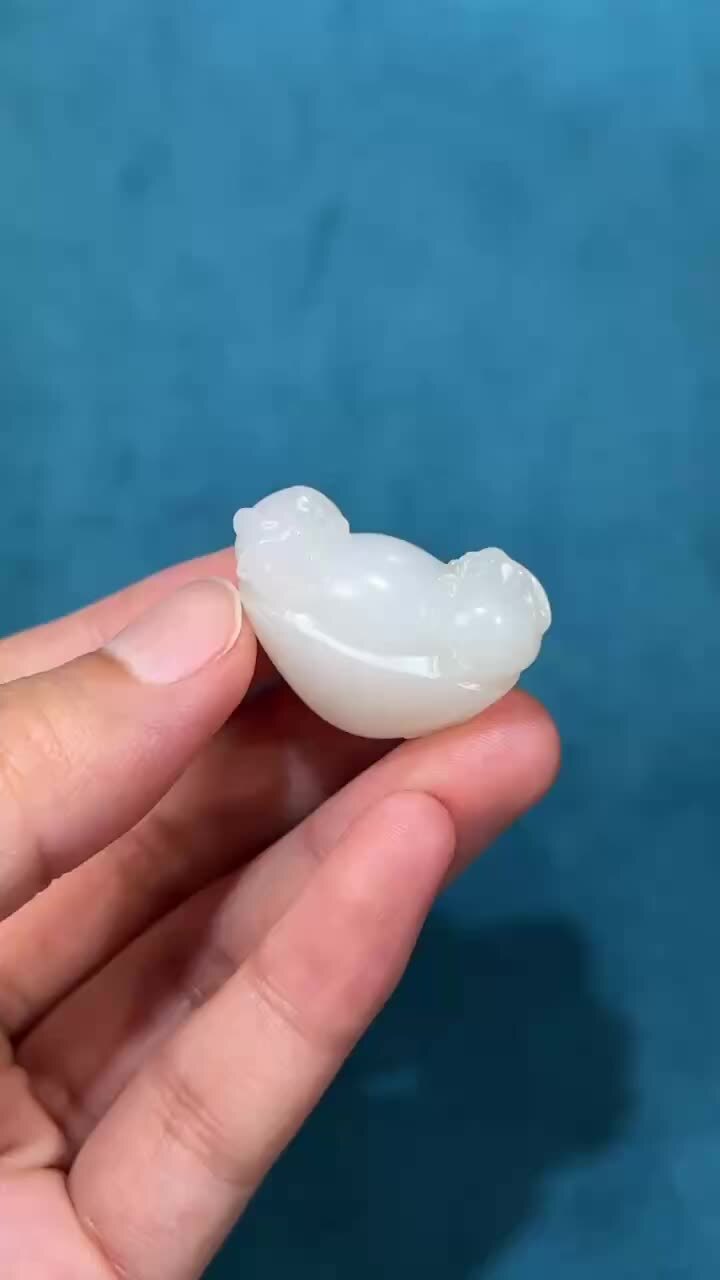 920219 和田玉脂白吉兔送財