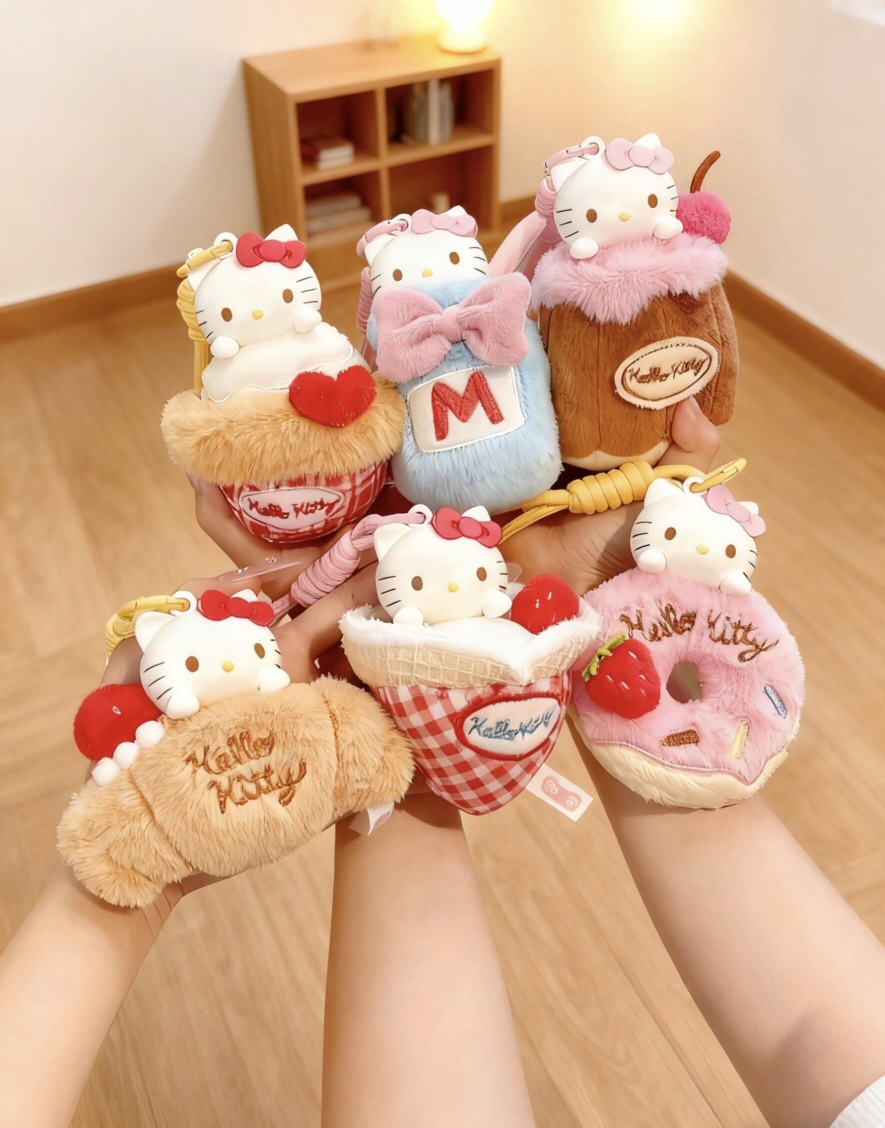 Sanrio 三麗鷗 Hello Kitty 正版授權 下午茶香薰盲盒 毛絨香氛 凱蒂喵 甜蜜香氣 盲盒 6款(任買兩件711免運)/預購