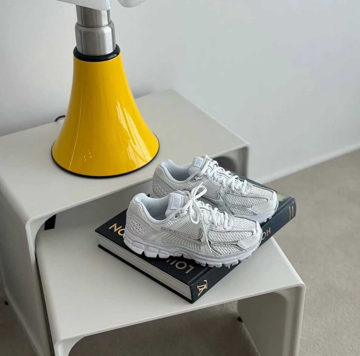 W Nike Zoom Vomero 5 Chrome Toe 白銀 液態銀 冰雪 女鞋 HF7723-100