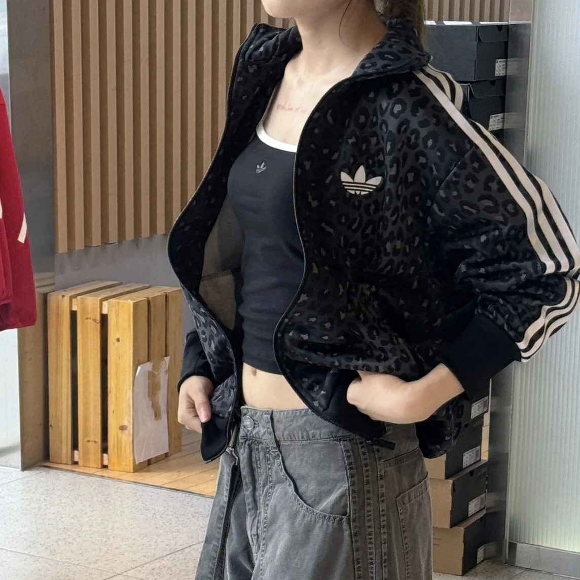 【Pre-Order】Adidas Firebird SS25 Leopard Print Track Jacket｜Retro Streetwear