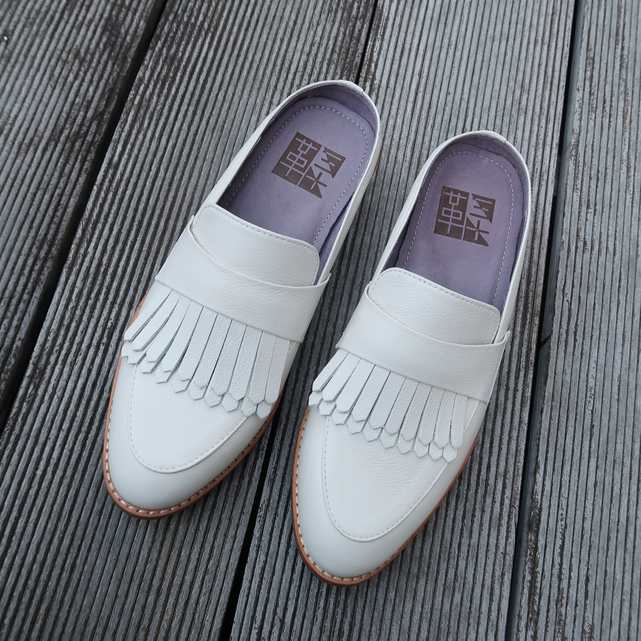 【完美詮釋】MIT臺灣製造真皮魔鬼氈流蘇可拆兩穿小木跟穆勒鞋