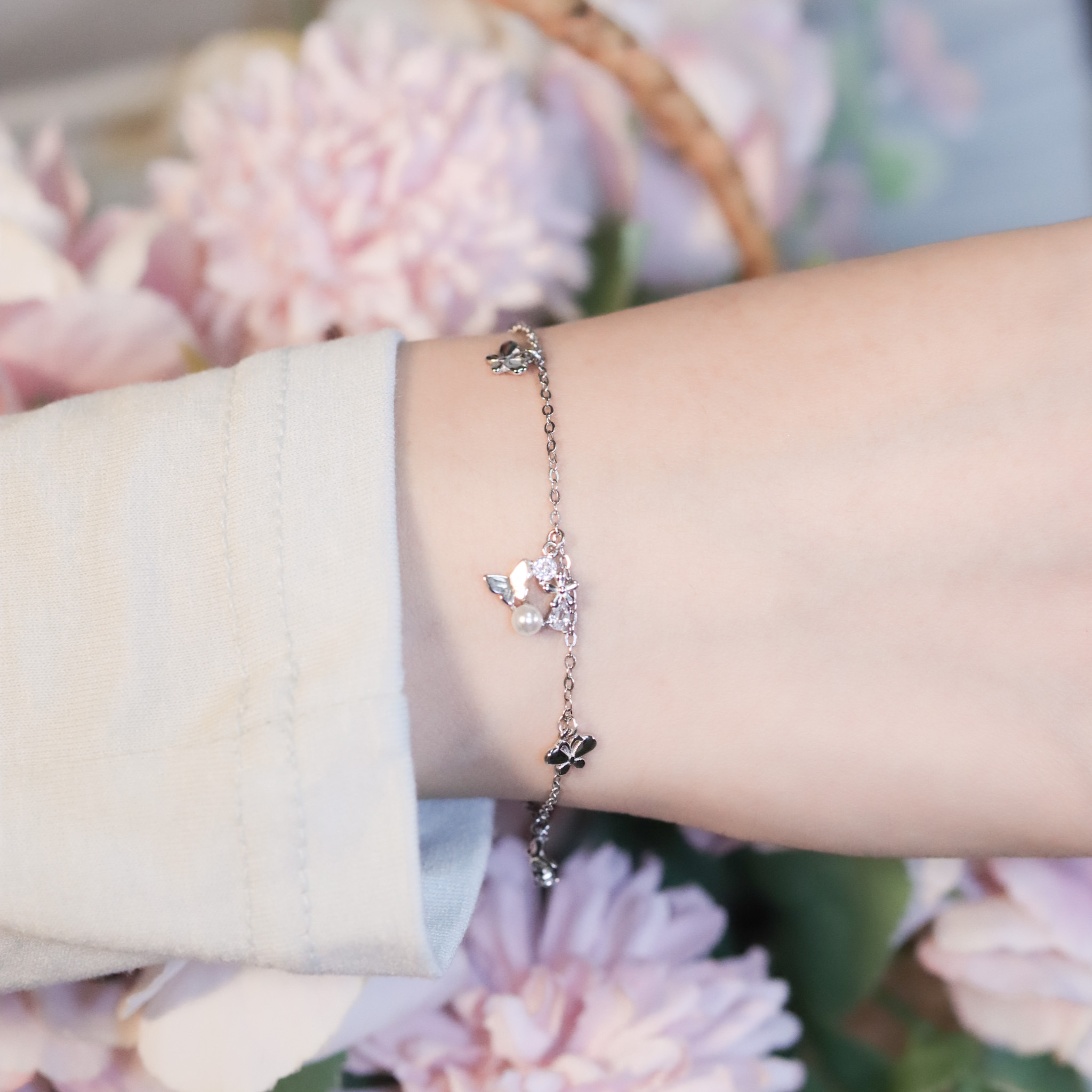 | 925純銀・白金・珍珠 | 花蝶秘境手鏈 | BR1411 |